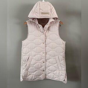 ILSE JACOBSEN SHORT QUILTED VEST | LIGHT SAND SIZE 36